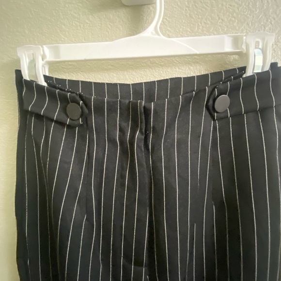 Pinstriped Button Down Straight Wide Leg Trousers XS - Picture 5 of 8
